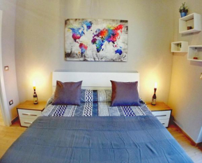 VINHOME Bilocale con garage privato Alba Centro